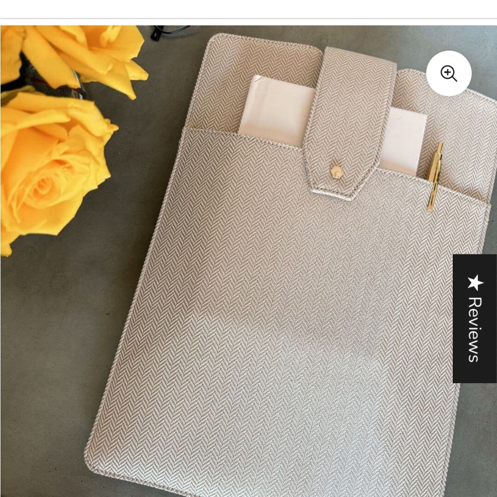 Elegant Beige Tablet Sleeve